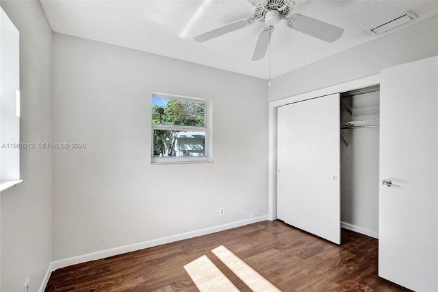 2621 SW Natura Ave, Deerfield Beach, FL 33441