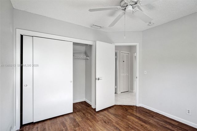 2621 SW Natura Ave, Deerfield Beach, FL 33441