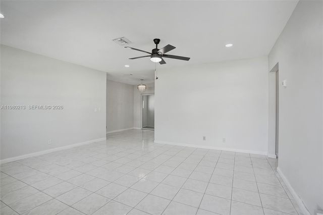 2621 SW Natura Ave, Deerfield Beach, FL 33441