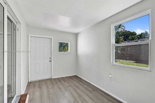 2621 SW Natura Ave, Deerfield Beach, FL 33441