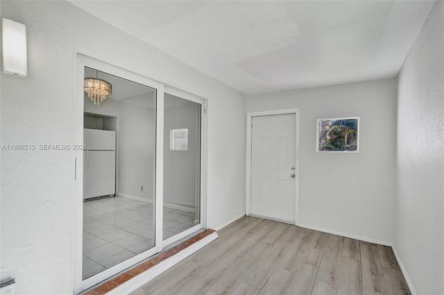 2621 SW Natura Ave, Deerfield Beach, FL 33441