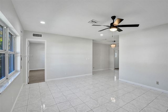 2621 SW Natura Ave, Deerfield Beach, FL 33441