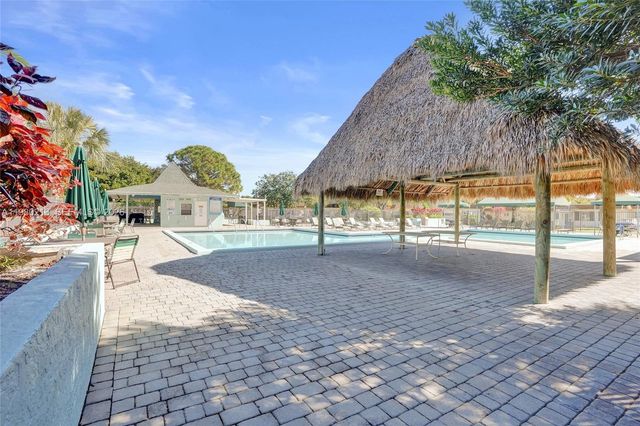 2621 SW Natura Ave, Deerfield Beach, FL 33441