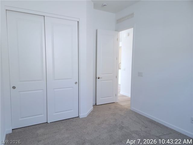 96 Ibiza Lake Drive, Henderson, NV 89011