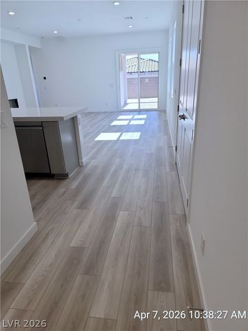 96 Ibiza Lake Drive, Henderson, NV 89011