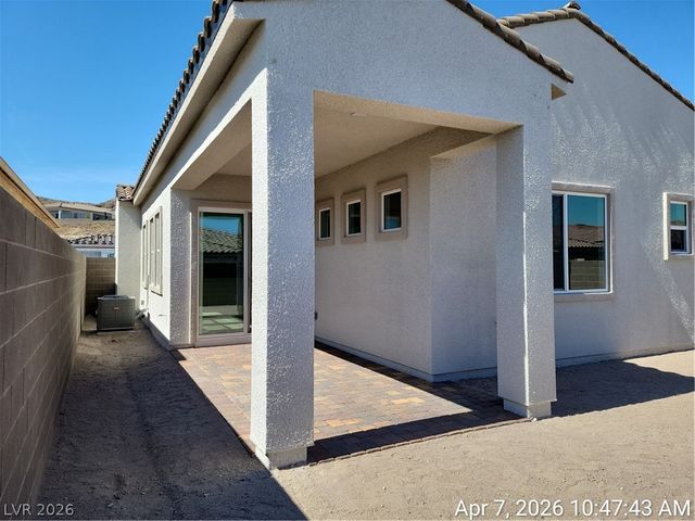 96 Ibiza Lake Drive, Henderson, NV 89011