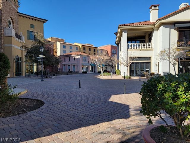 96 Ibiza Lake Drive, Henderson, NV 89011