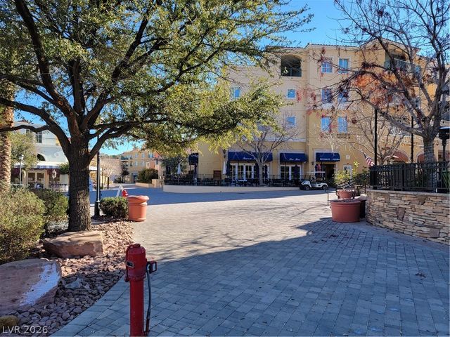 96 Ibiza Lake Drive, Henderson, NV 89011