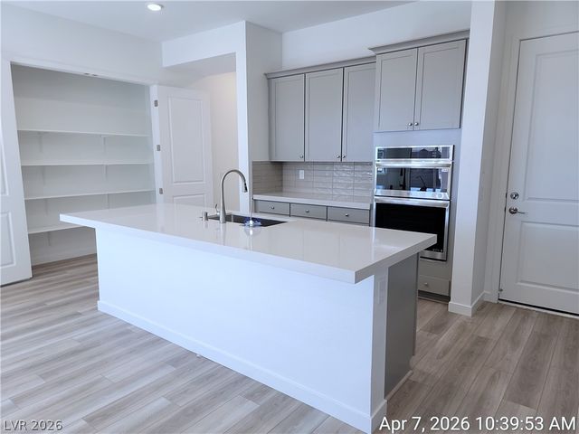 96 Ibiza Lake Drive, Henderson, NV 89011