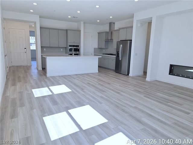 96 Ibiza Lake Drive, Henderson, NV 89011