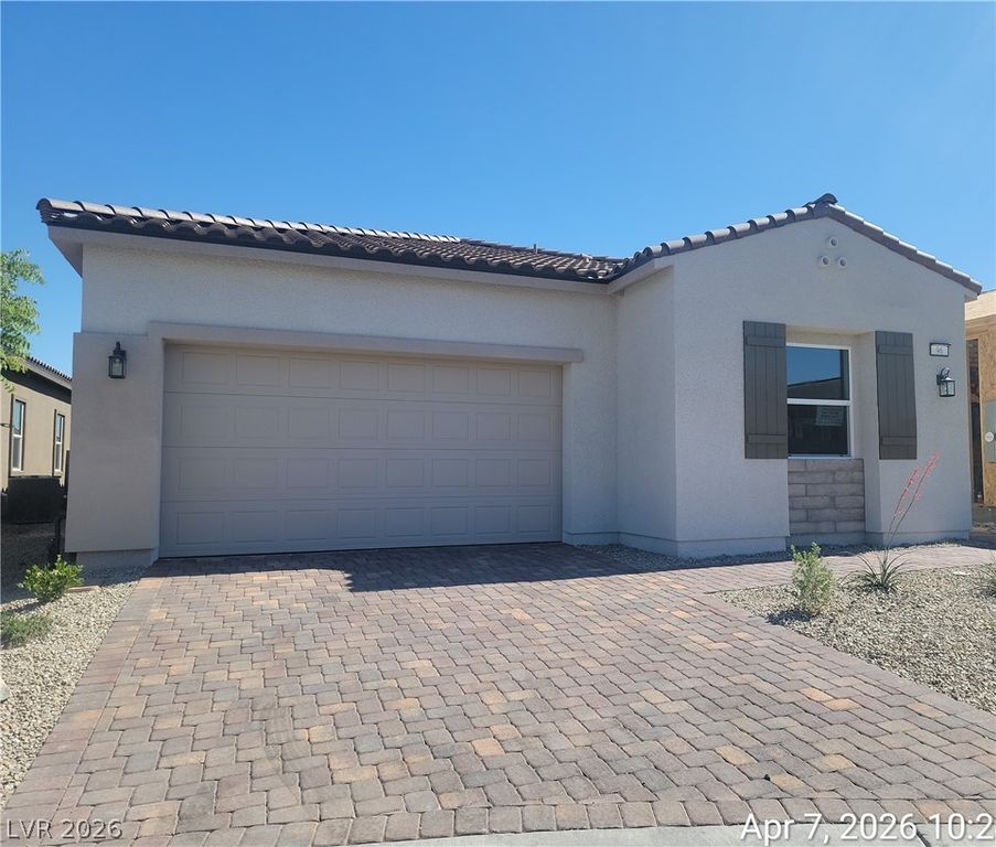 96 Ibiza Lake Drive, Henderson, NV 89011