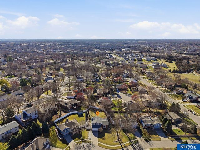 7325 Skyhawk Circle, Lincoln, NE 68506