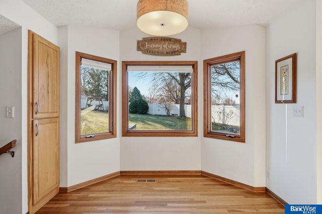 7325 Skyhawk Circle, Lincoln, NE 68506