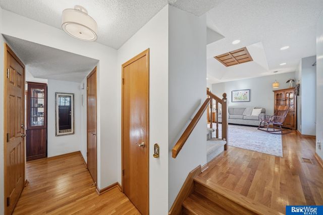 7325 Skyhawk Circle, Lincoln, NE 68506