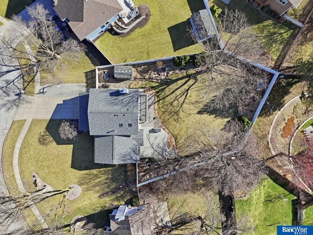 7325 Skyhawk Circle, Lincoln, NE 68506