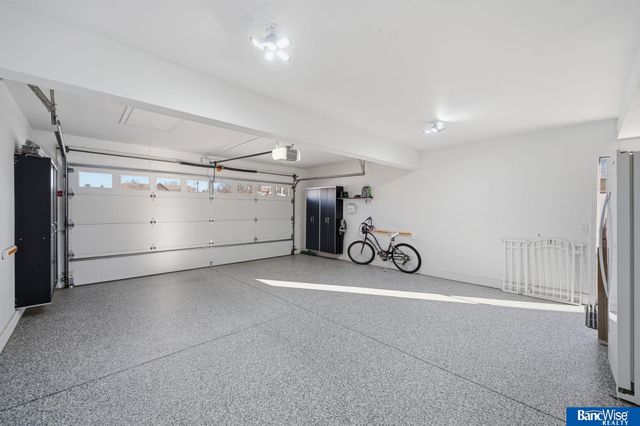 7325 Skyhawk Circle, Lincoln, NE 68506