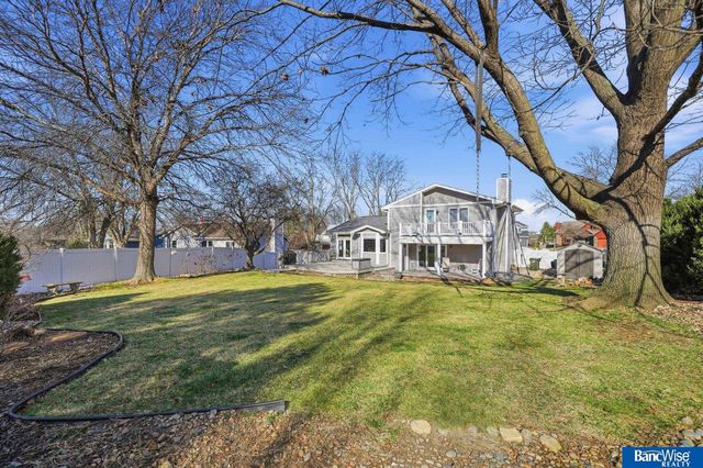 7325 Skyhawk Circle, Lincoln, NE 68506