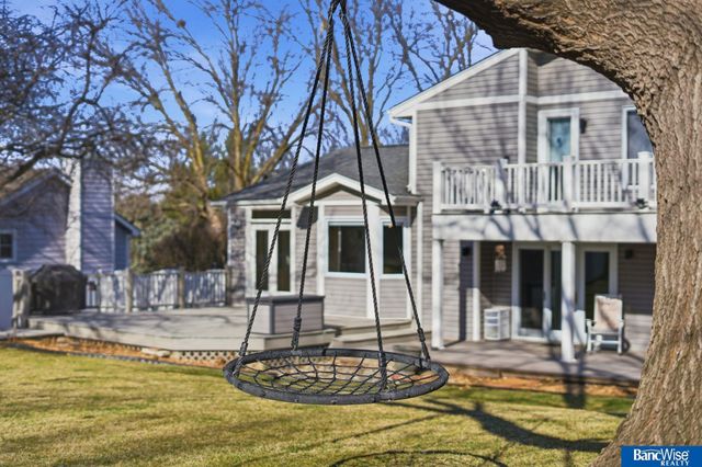 7325 Skyhawk Circle, Lincoln, NE 68506