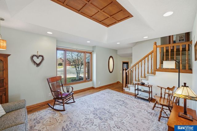 7325 Skyhawk Circle, Lincoln, NE 68506