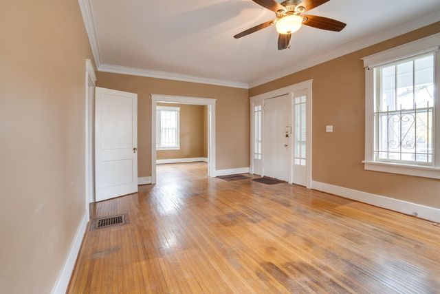 2711 Belmont Blvd, Nashville, TN 37212