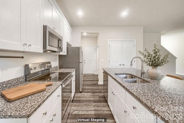 436 W Mclelland Avenue, Mooresville, NC 28115