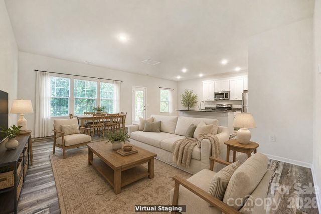 436 W Mclelland Avenue, Mooresville, NC 28115