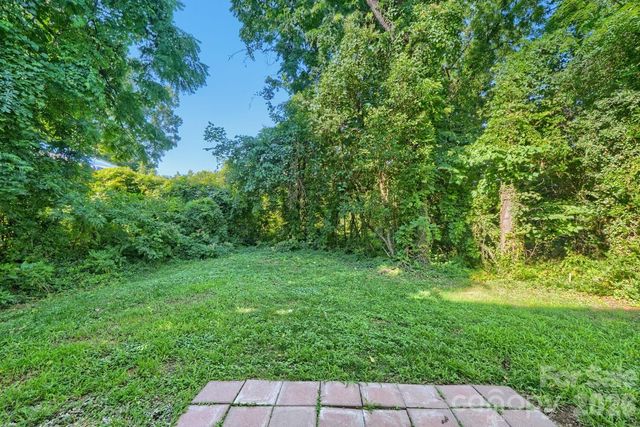436 W Mclelland Avenue, Mooresville, NC 28115