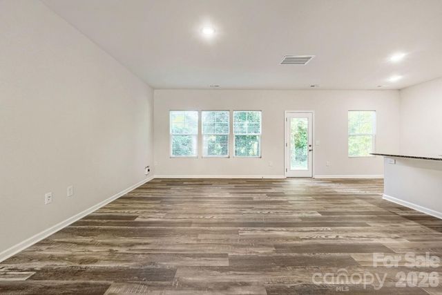 436 W Mclelland Avenue, Mooresville, NC 28115