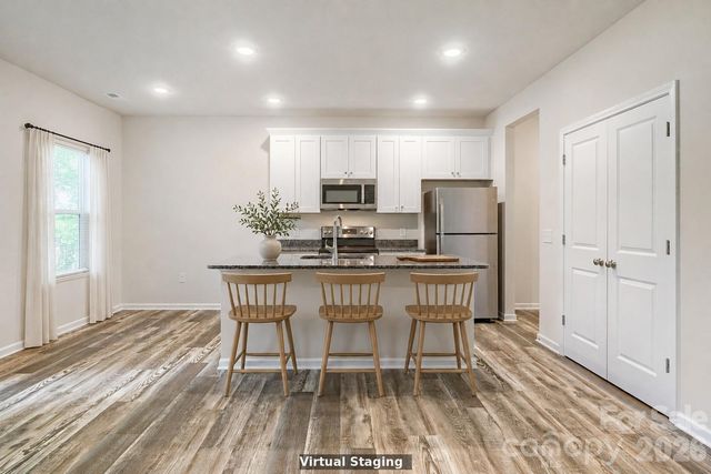 436 W Mclelland Avenue, Mooresville, NC 28115