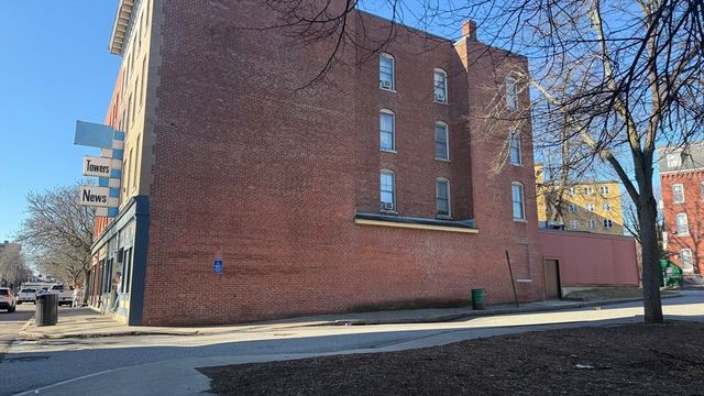 101-107 Gorham Street, Lowell, MA 01852