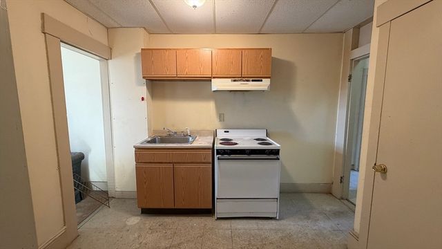 101-107 Gorham Street, Lowell, MA 01852
