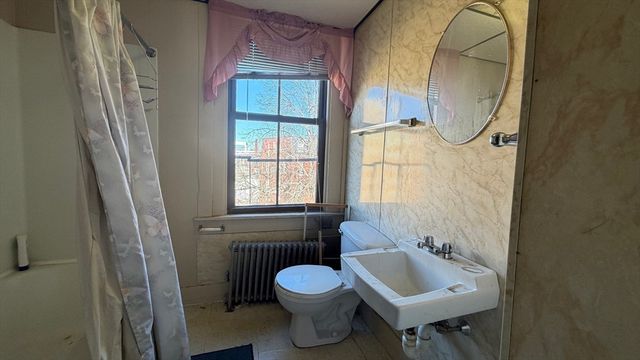 101-107 Gorham Street, Lowell, MA 01852