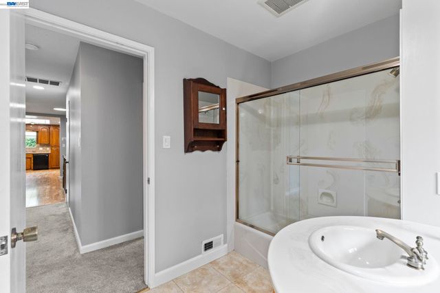 4950 Black Ave, Pleasanton, CA 94566