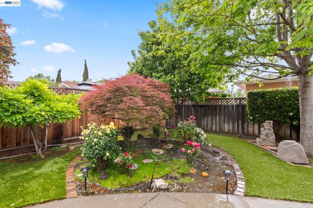 4950 Black Ave, Pleasanton, CA 94566