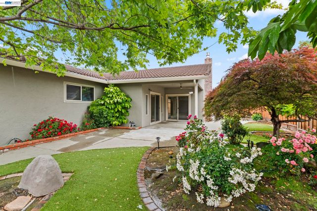 4950 Black Ave, Pleasanton, CA 94566