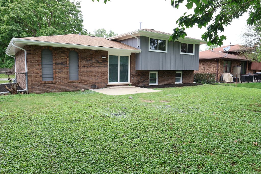 5 Lakewood Court, Park Forest, IL 60466 — photo 3