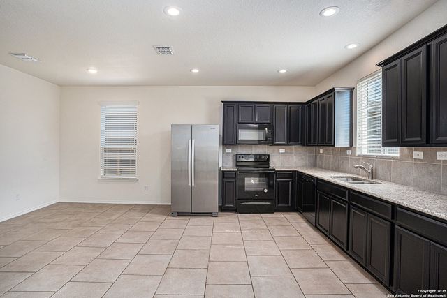 261 Mistflower, New Braunfels, TX 78130