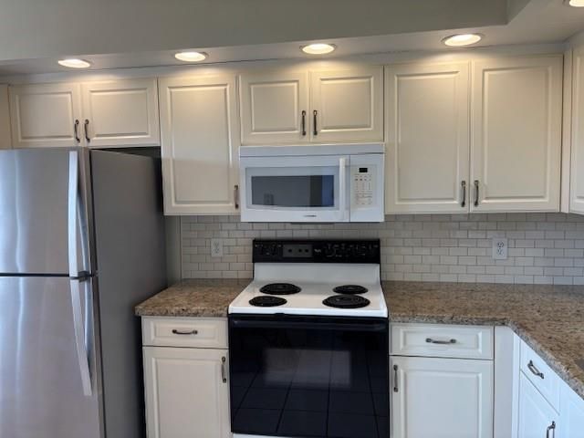12651 SW 16 Court 413-b, Pembroke Pines, FL 33027