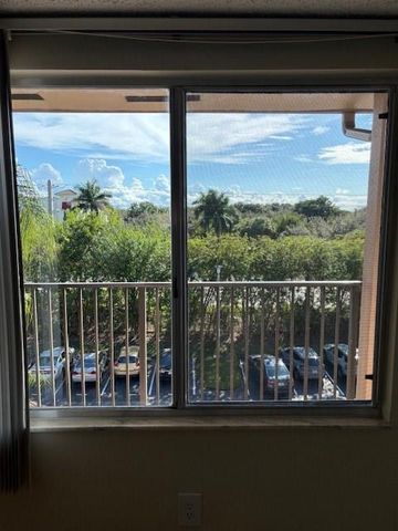 12651 SW 16 Court 413-b, Pembroke Pines, FL 33027
