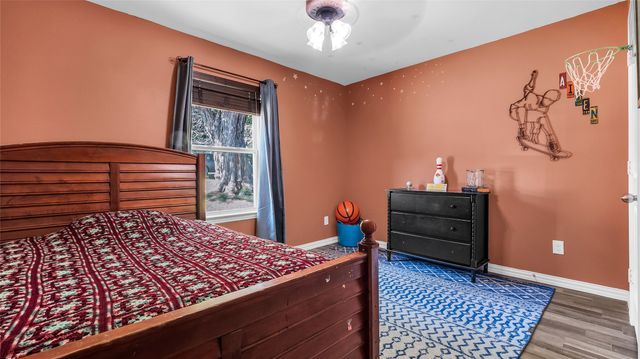 1521 W Gandy Street, Denison, TX 75020