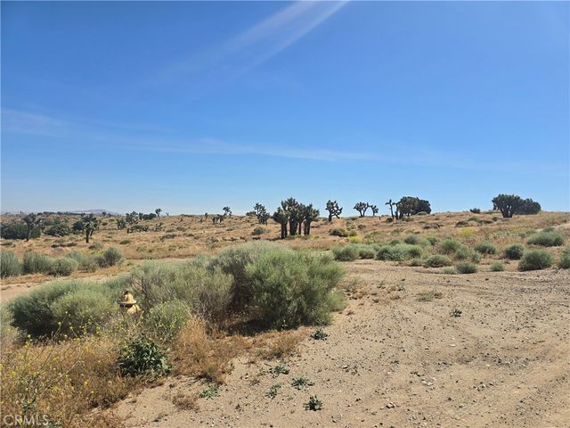 0 Cedar St, Oak Hills, CA 92344