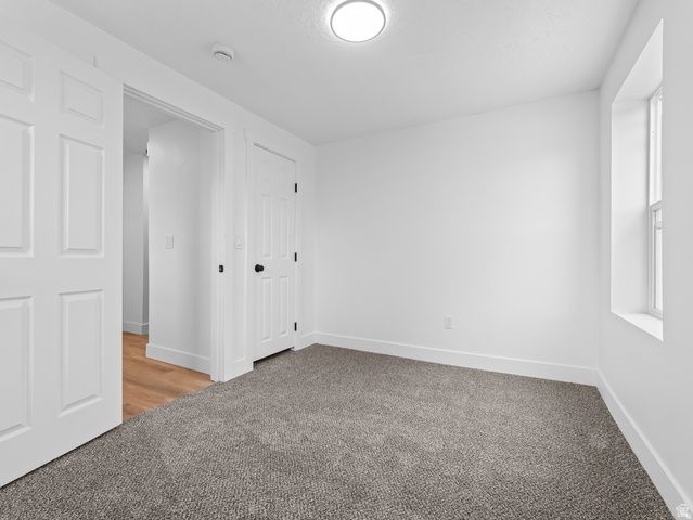 5245 S 900 E, Murray, UT 84117
