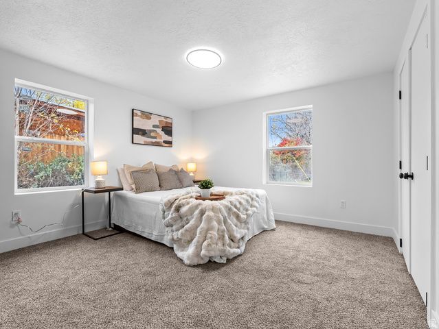 5245 S 900 E, Murray, UT 84117