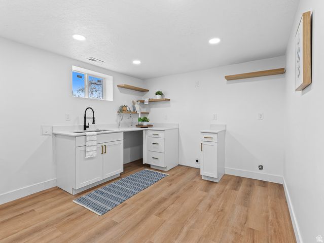 5245 S 900 E, Murray, UT 84117