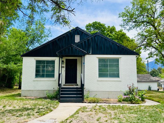 5245 S 900 E, Murray, UT 84117