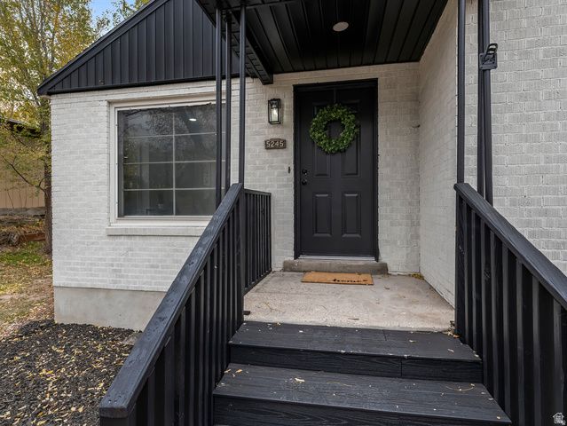 5245 S 900 E, Murray, UT 84117