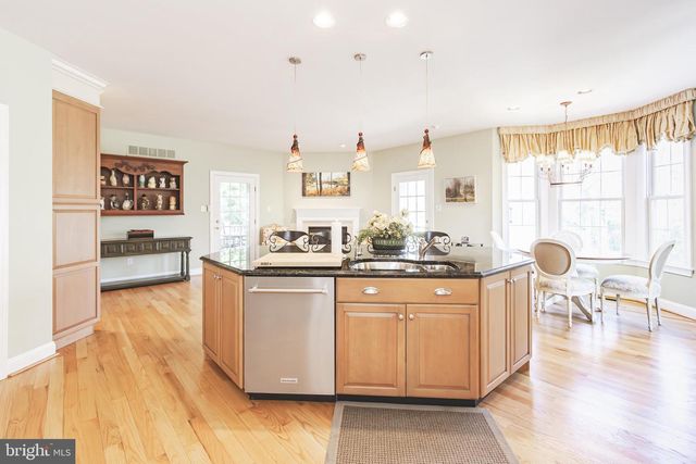 1321 MEADOWBROOK CT, Meadowbrook, PA 19046
