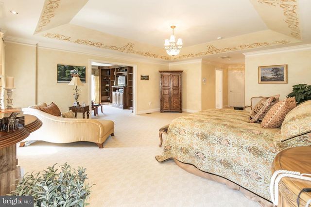 1321 MEADOWBROOK CT, Meadowbrook, PA 19046