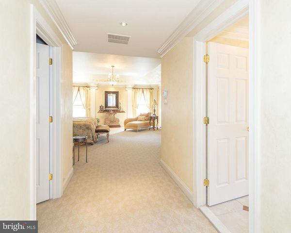 1321 MEADOWBROOK CT, Meadowbrook, PA 19046