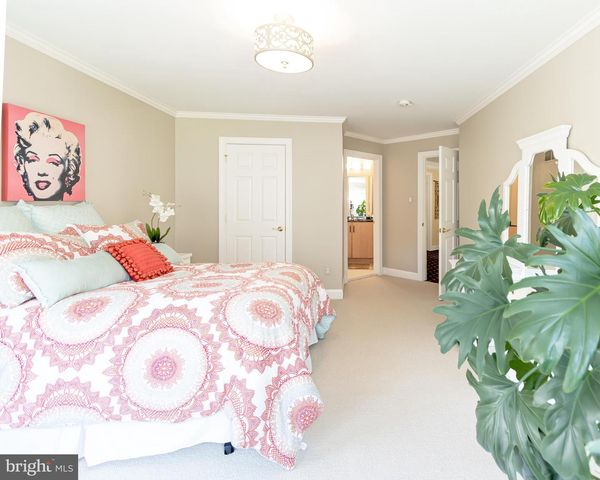 1321 MEADOWBROOK CT, Meadowbrook, PA 19046